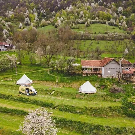 Glamping In The Apuseni Mountains